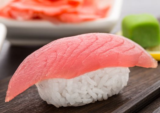Suši nigiri su tunu