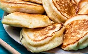 Purūs blyneliai su kefyru
