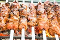Kiaulienos sprandinės šašlykai: adžikos marinatas