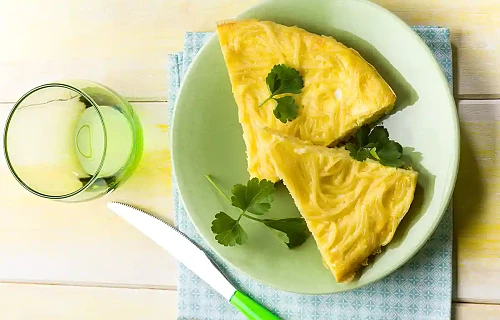 Omletas su spageti makaronais