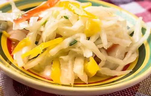 Kopūstų salotos su paprika