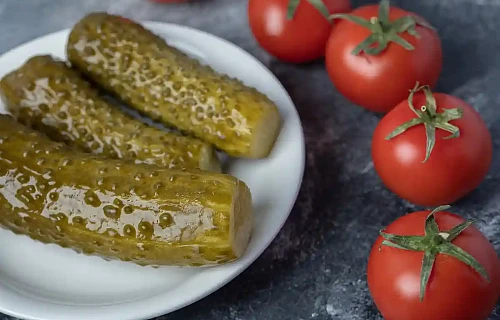 Šviežiai rauginti agurkai