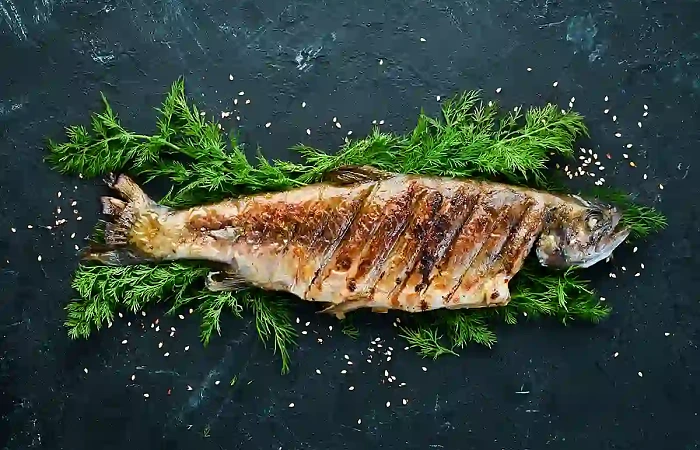 Orkaitėje keptas upėtakis