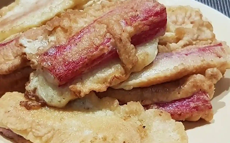 Krabų lazdelės alaus tešloje