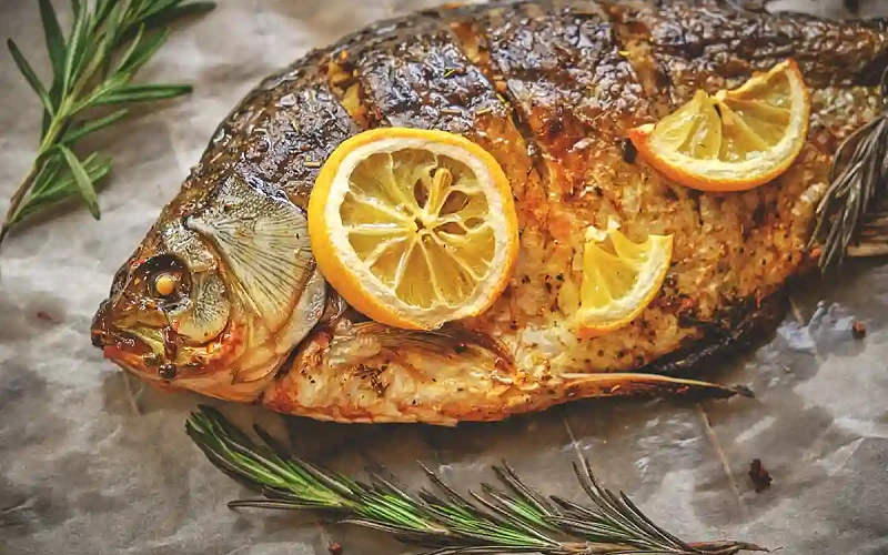 Orkaitėje kepta dorada