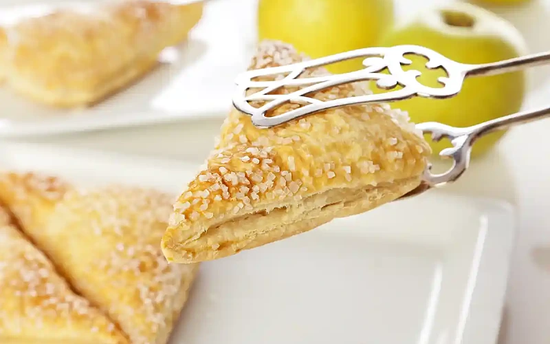 Pyragėliai su obuolių įdaru